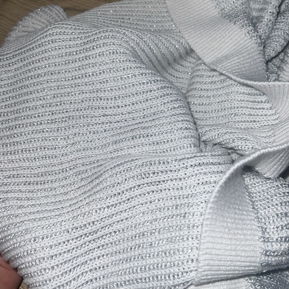 Lilly Pulitzer top no sleeve knit style white grey top shirt size small - Picture 13 of 13